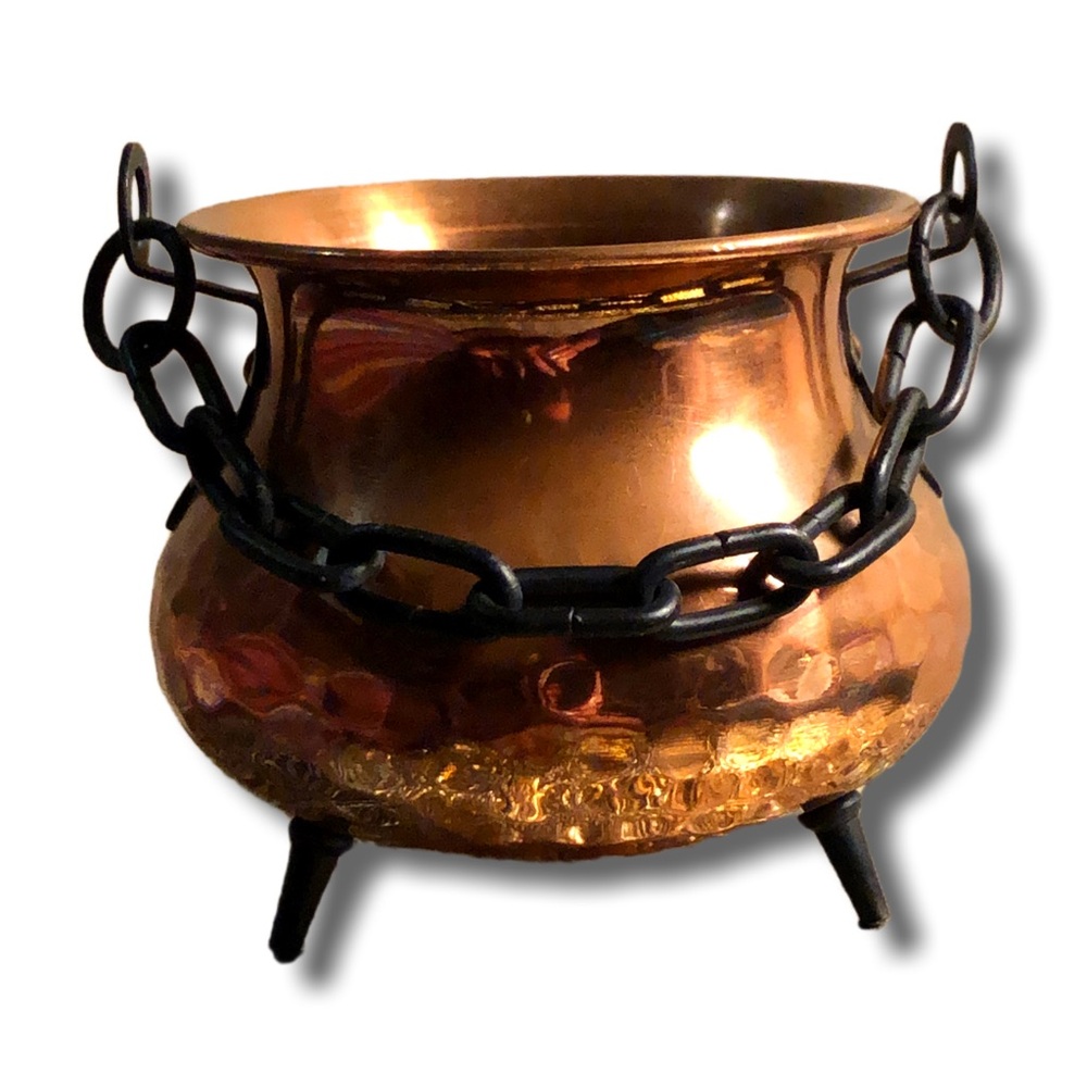 Vintage 1950’s copper cauldron